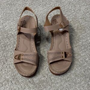 Women's Brown Sandals with heel